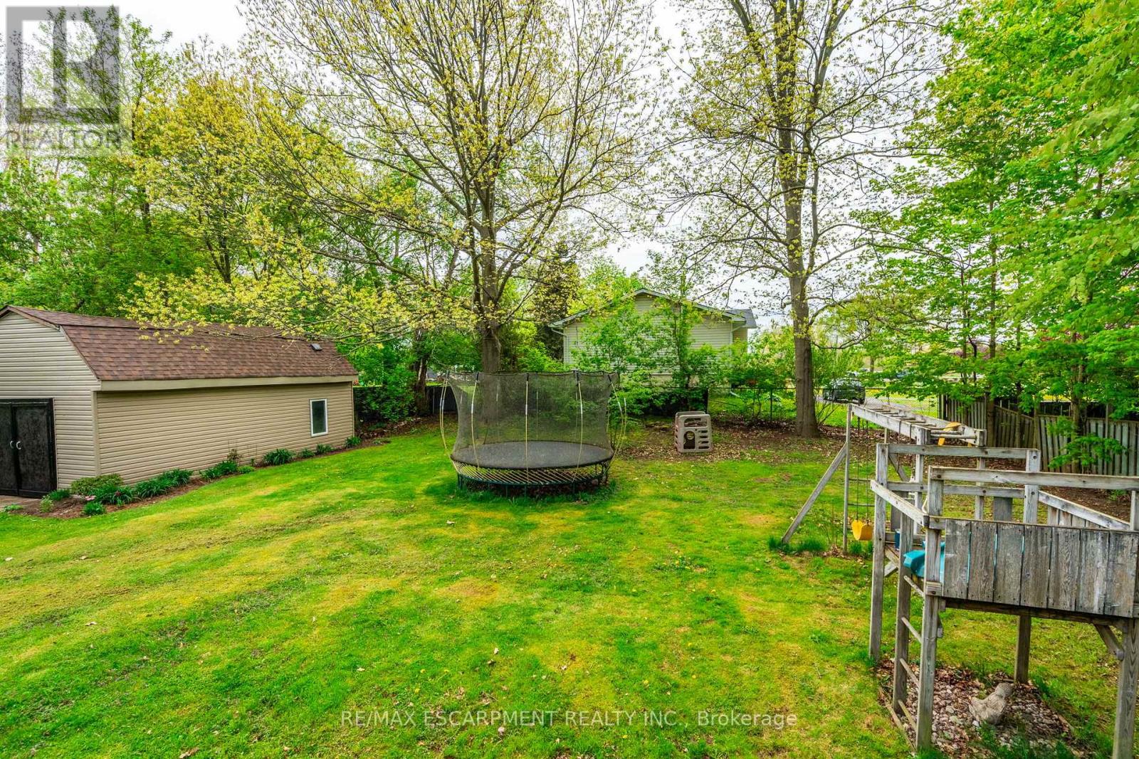 Photo 37 of 152 Concession 7 Road E, Hamilton ON