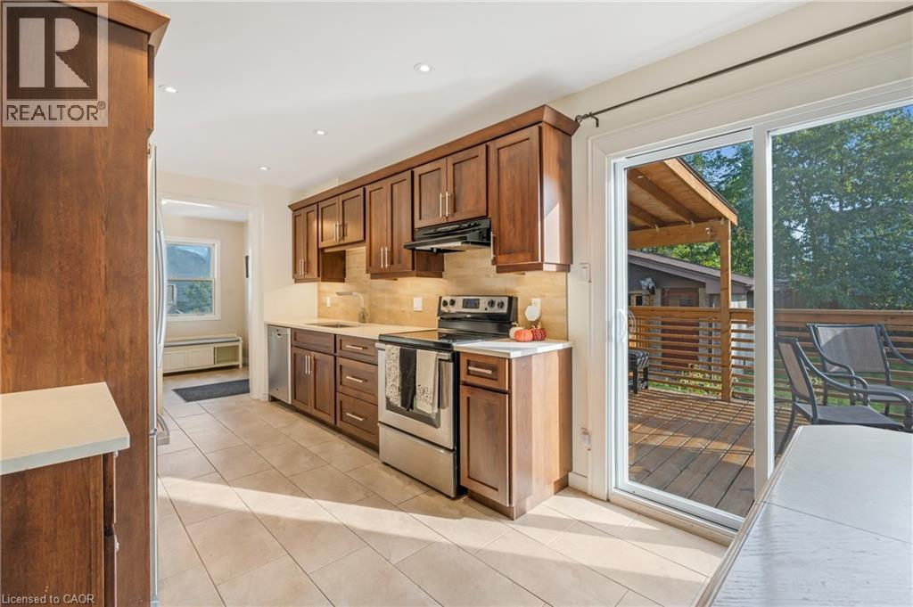 Photo 34 of 88 Rand Street, Stoney Creek ON
