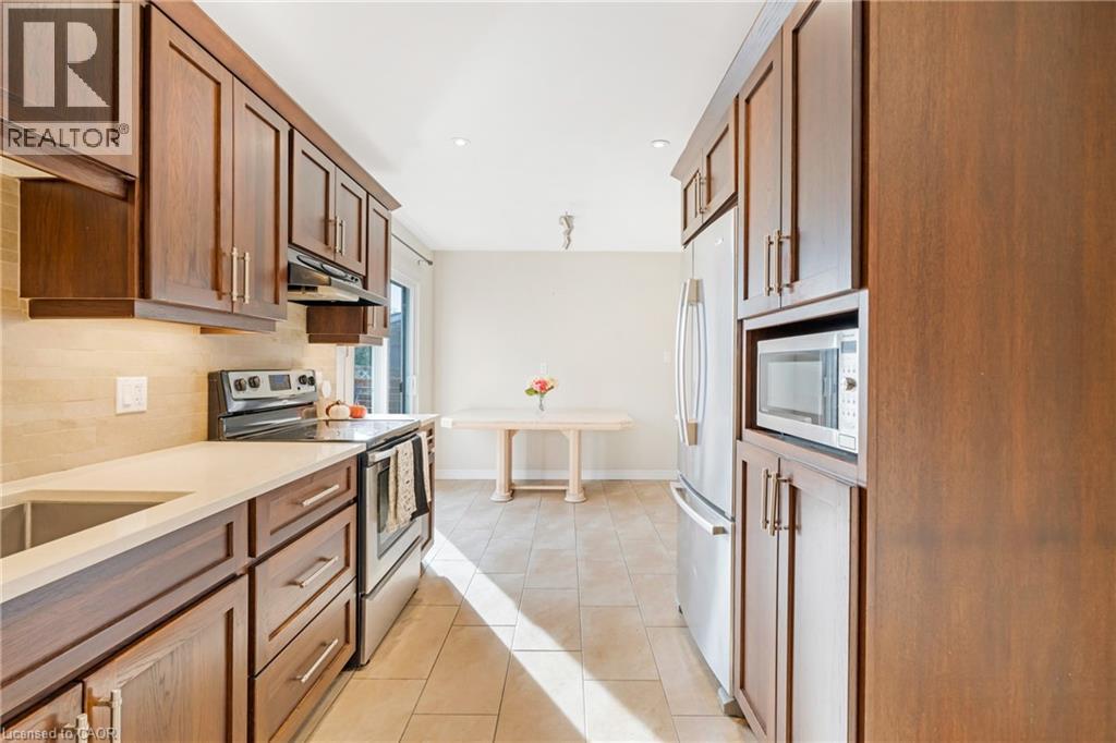 Photo 14 of 88 Rand Street, Stoney Creek ON