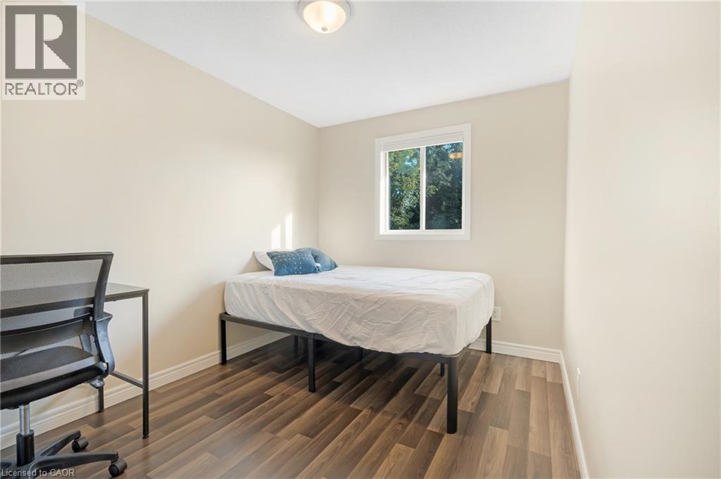 Photo 3 of 88 Rand Street, Stoney Creek ON