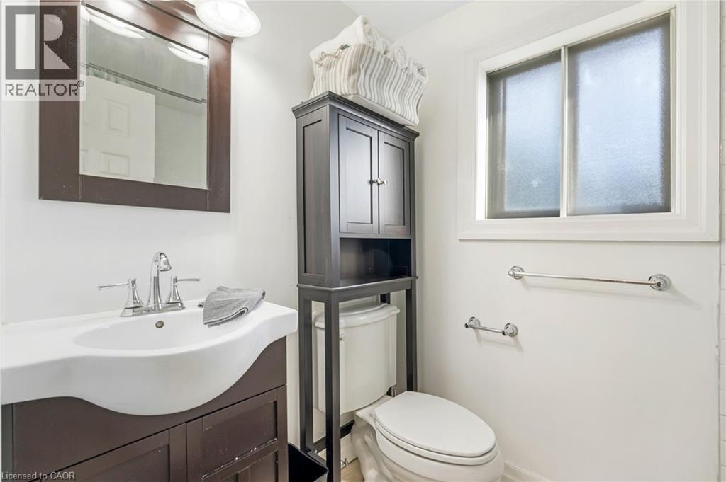 Photo 8 of 88 Rand Street, Stoney Creek ON