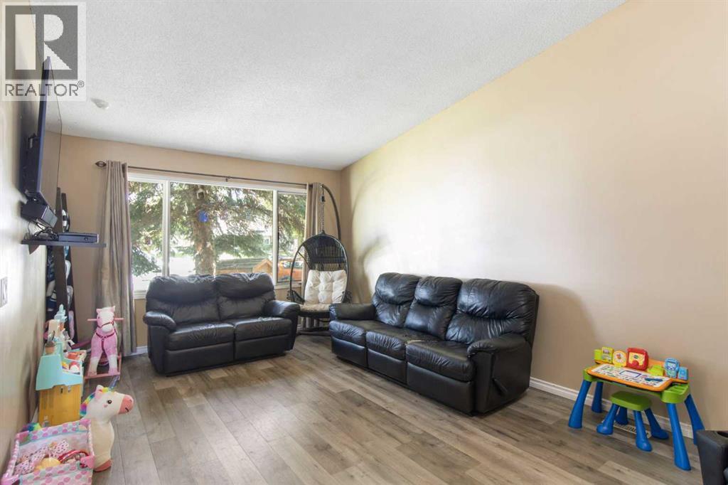 79 Templegreen Drive NE, Calgary, Alberta