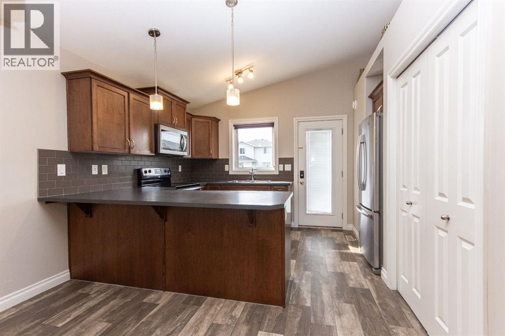 Photo 23 of 78 Trimble Close, Red Deer AB