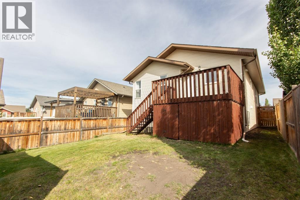 Photo 12 of 78 Trimble Close, Red Deer AB