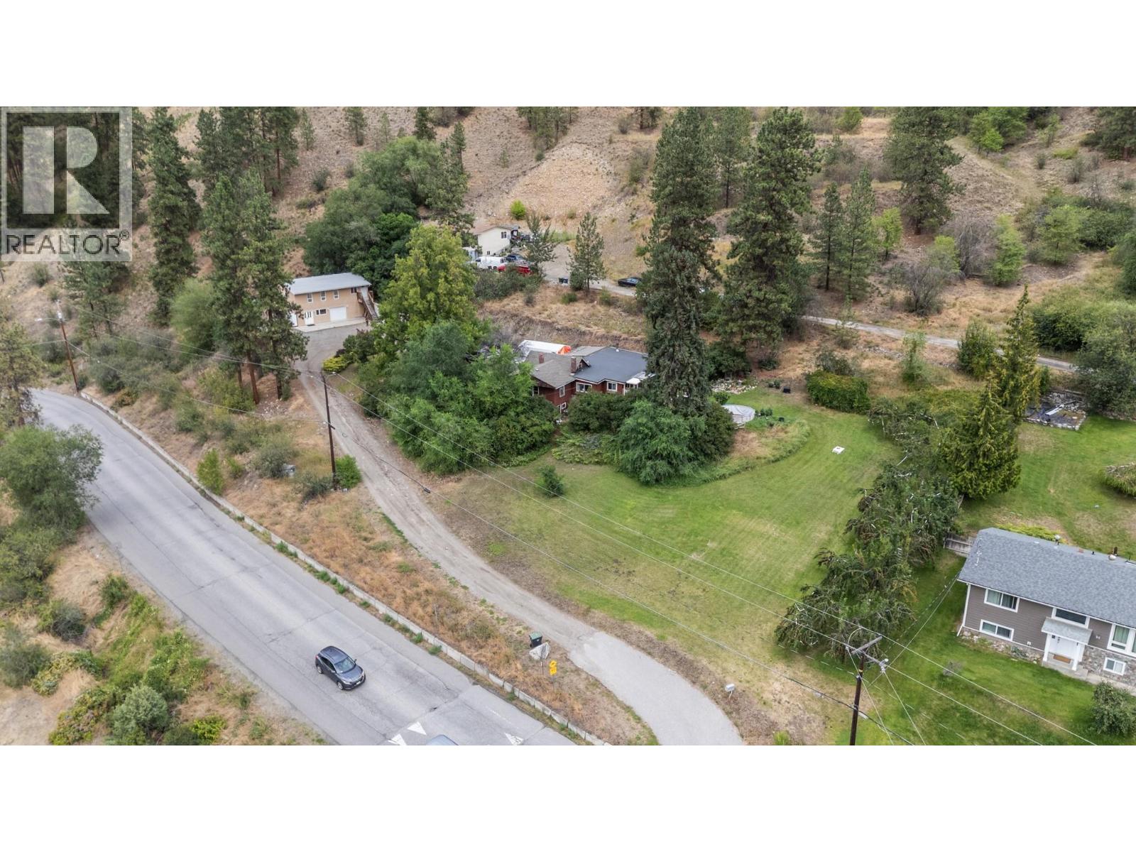 Photo 16 of 1915 Hollywood Road S, Kelowna BC