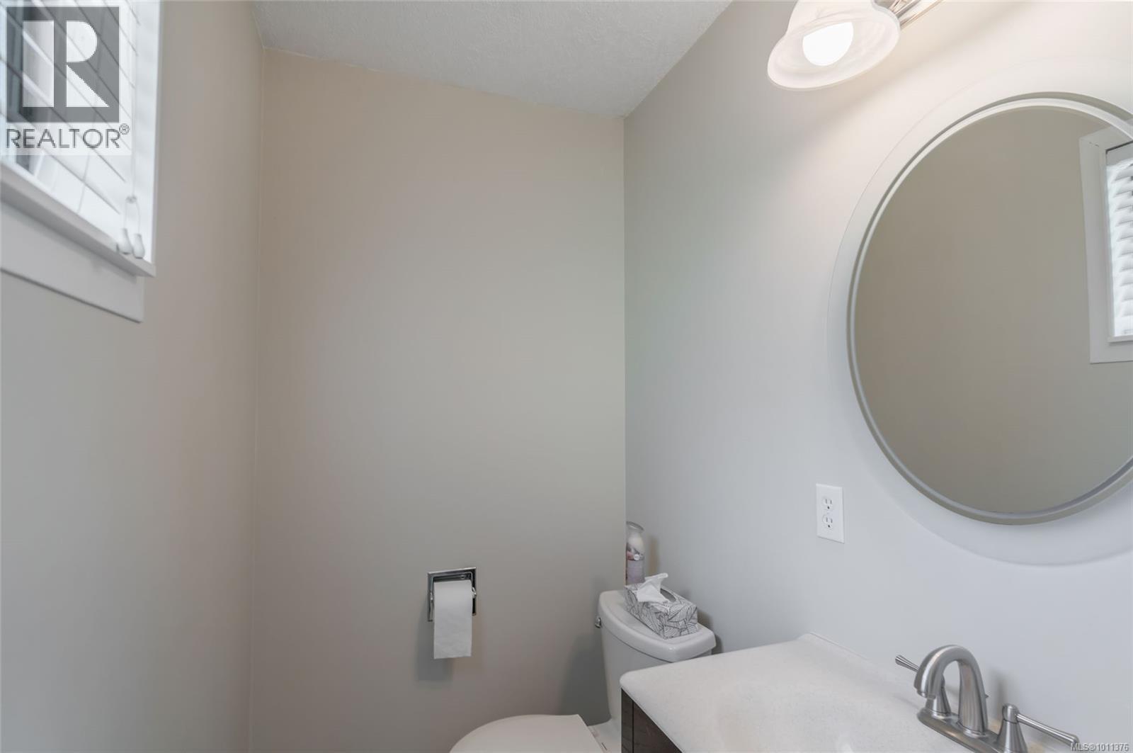 338 McKinnon St, Parksville