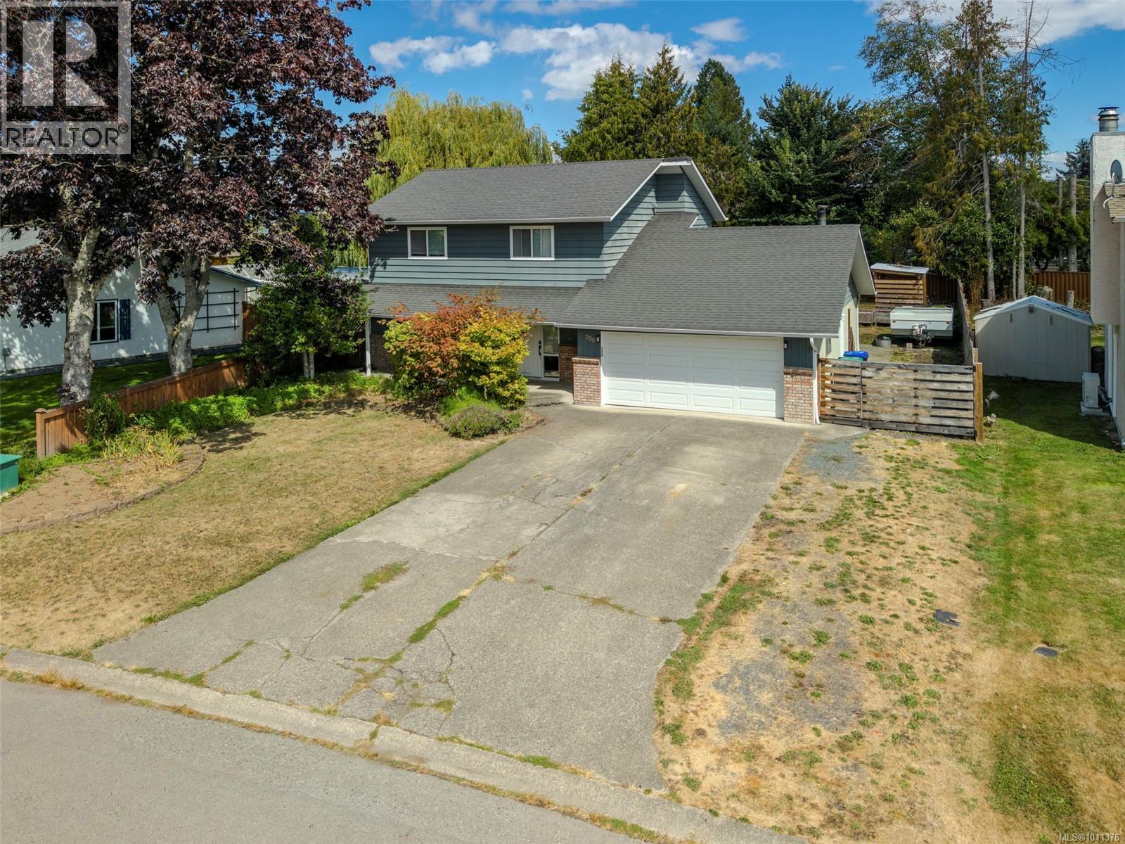 338 McKinnon St, Parksville