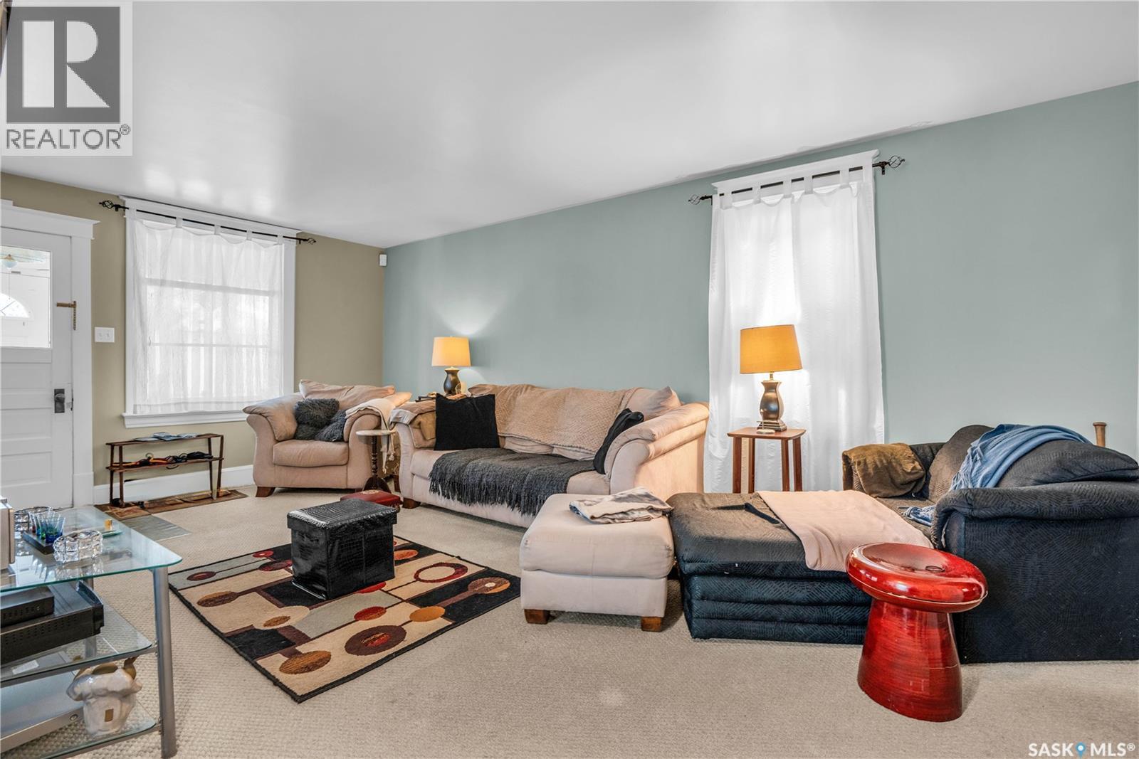 Photo 2 of 2128 Reynolds Street, Regina SK