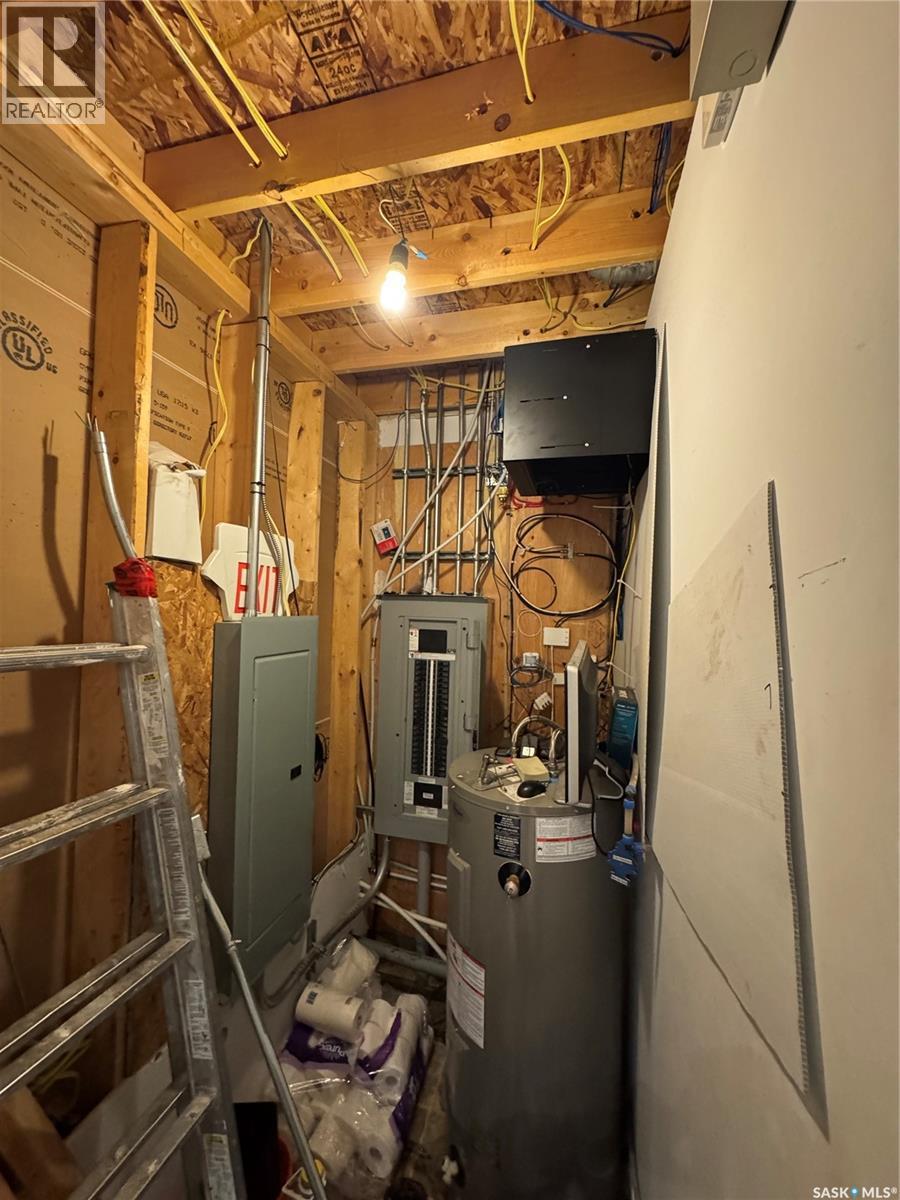 Photo 21 of 410 Dewdney Avenue, Regina SK