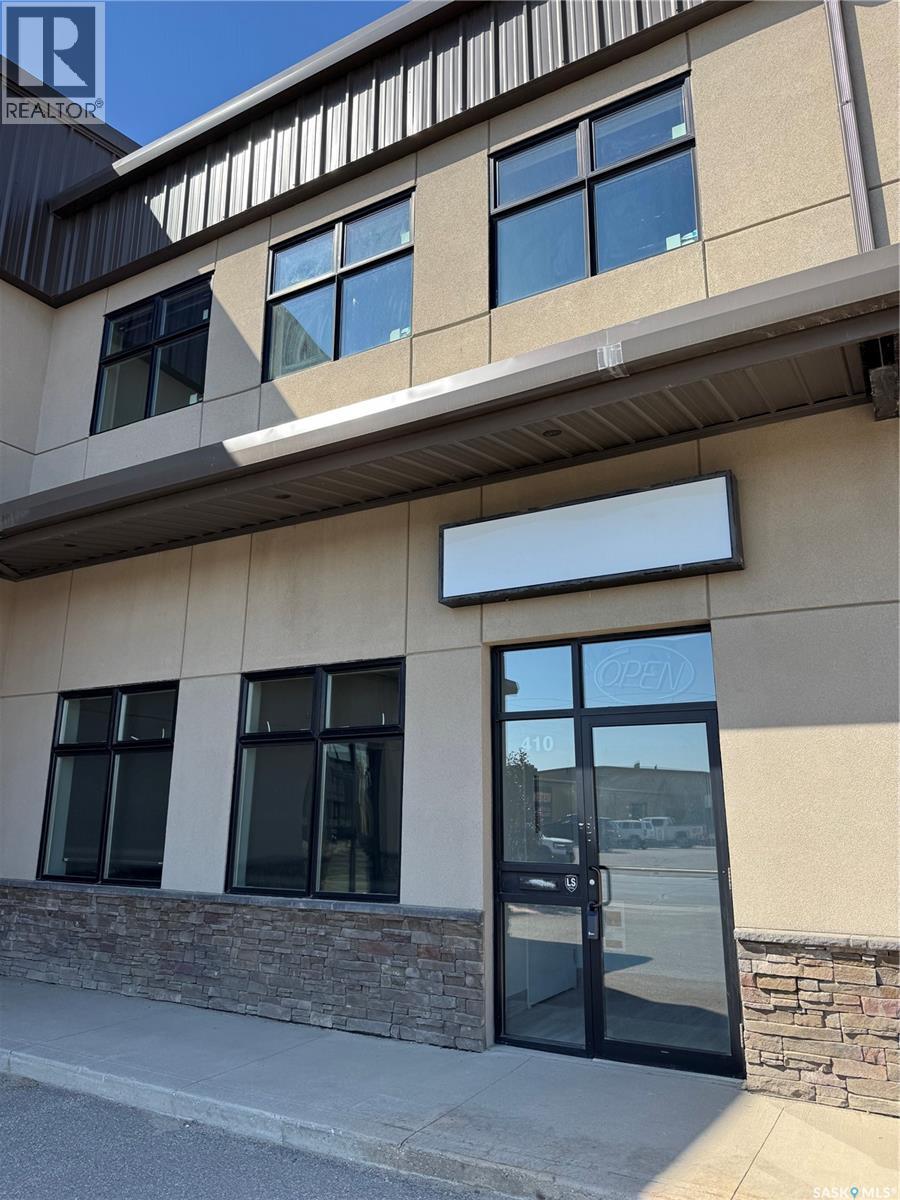 Photo 8 of 410 Dewdney Avenue, Regina SK