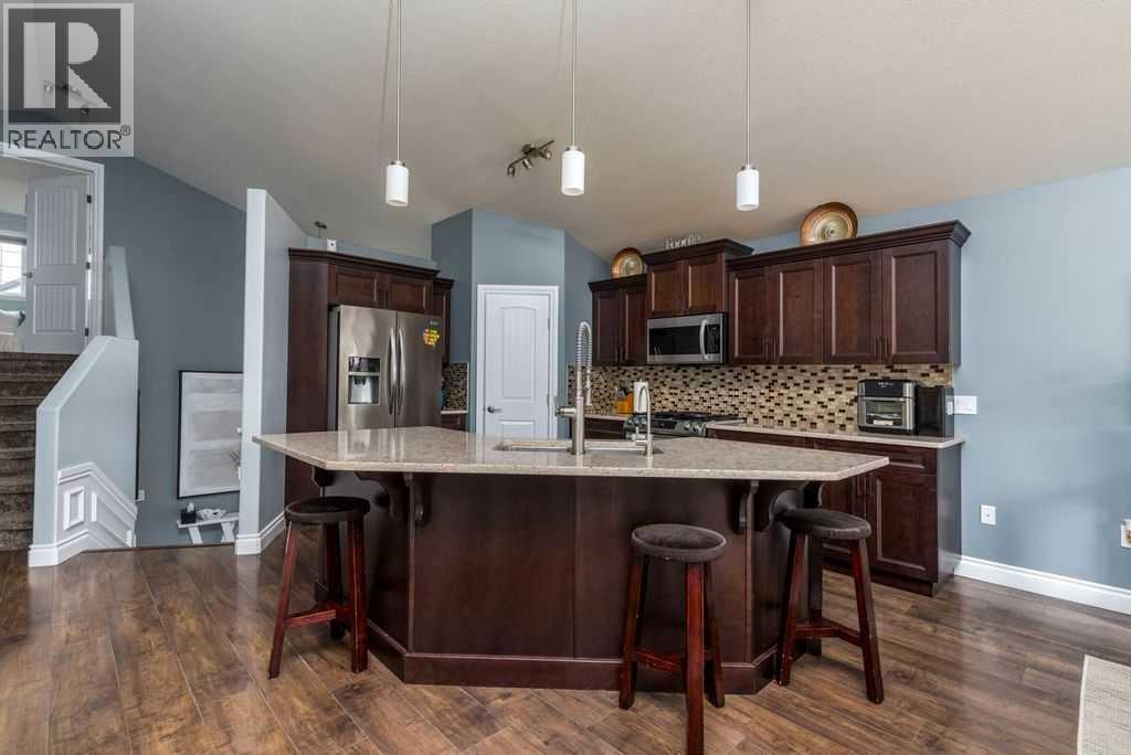 Photo 41 of 1802 59 B Avenueclose, Lloydminster AB