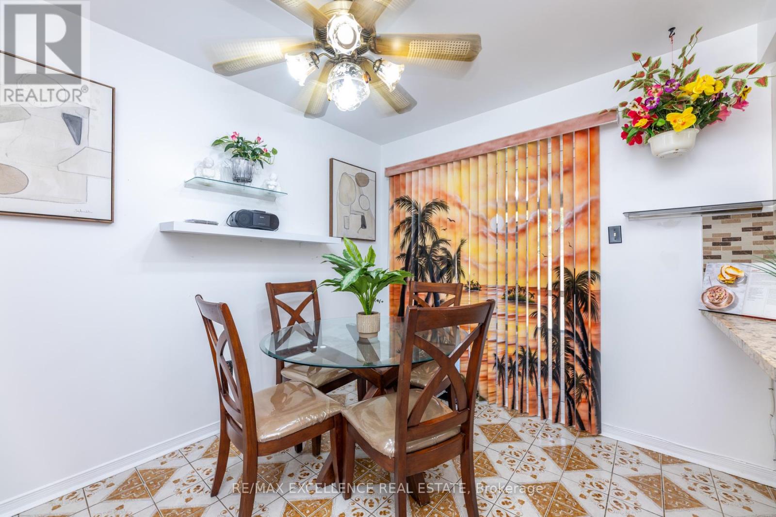 Photo 14 of 55 Atkins Circle, Brampton ON