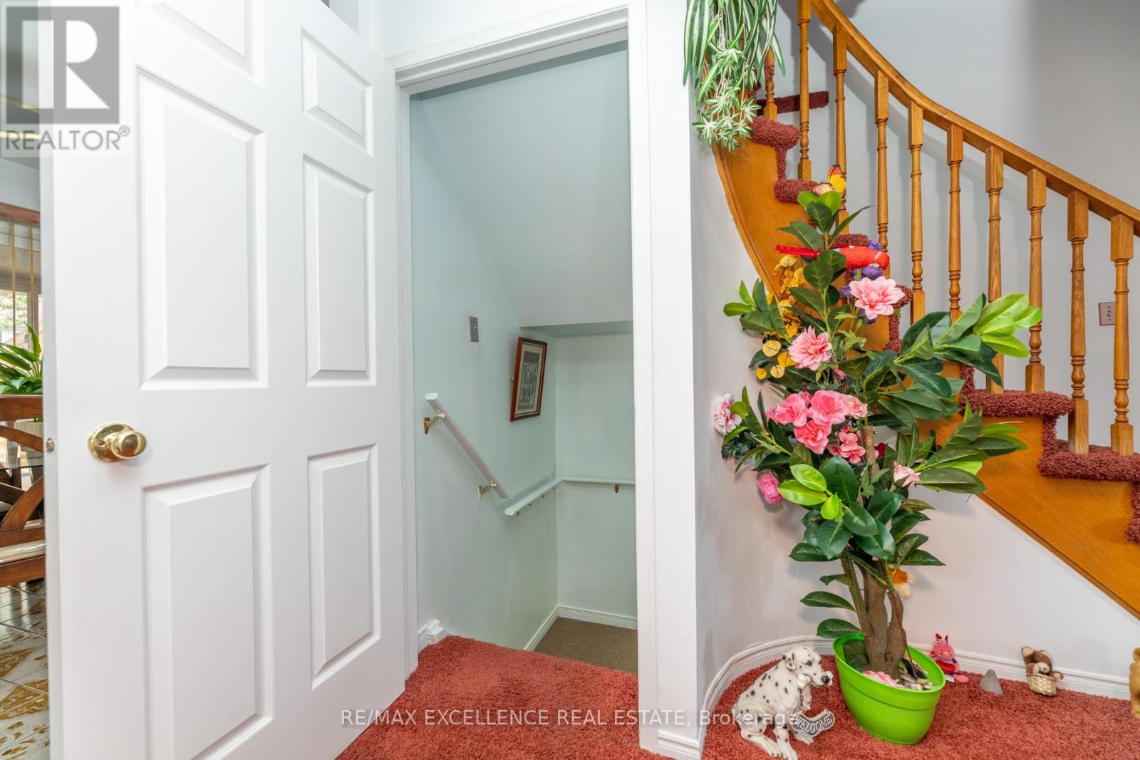Photo 29 of 55 Atkins Circle, Brampton ON