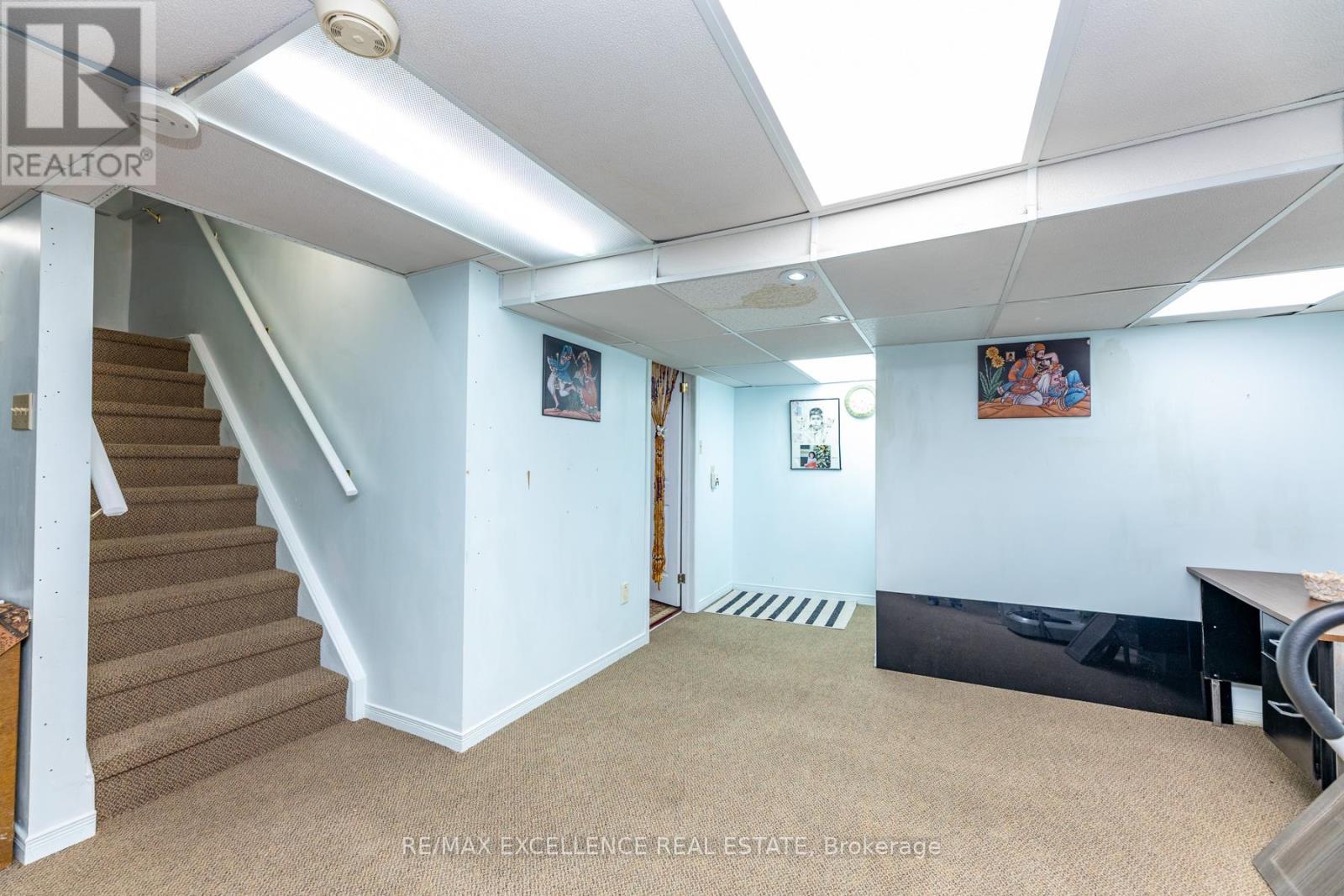 Photo 33 of 55 Atkins Circle, Brampton ON