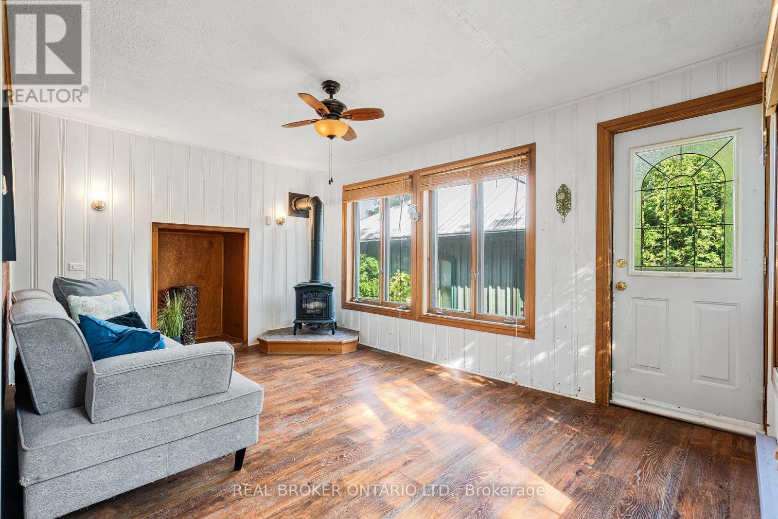 Photo 26 of 74 Lake Avenue W, Carleton Place ON