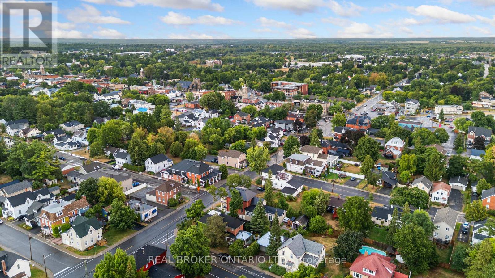 Photo 48 of 74 Lake Avenue W, Carleton Place ON