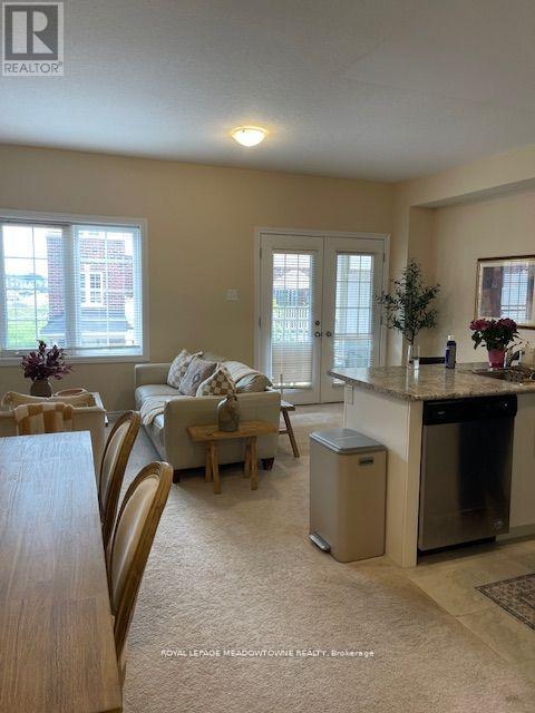 Photo 8 of 28 88 Decorso Drive, Guelph ON