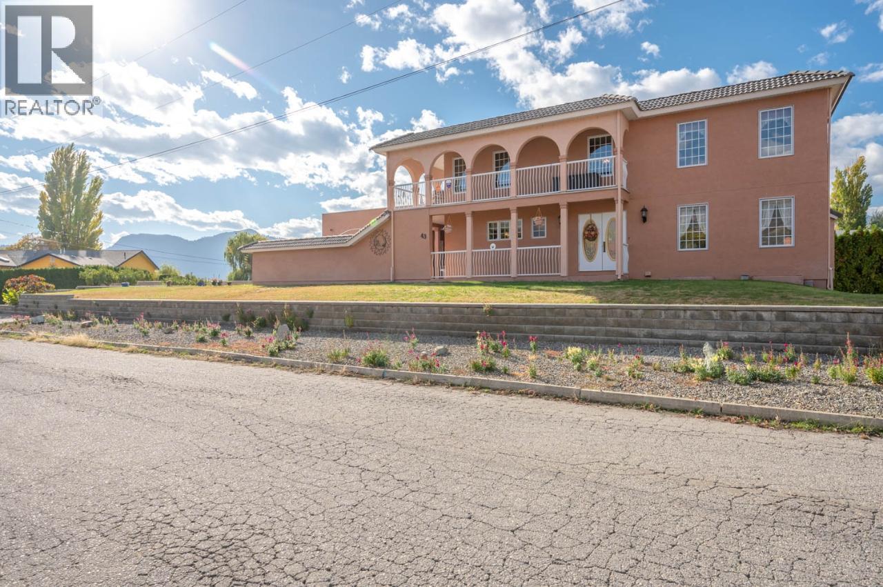 43 Harbour Key Drive, Osoyoos
