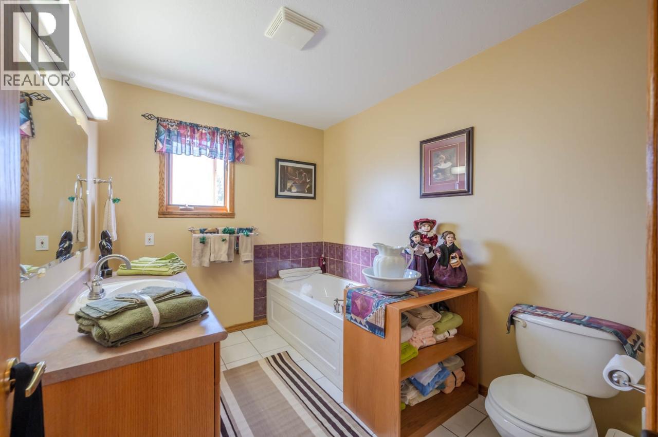 43 Harbour Key Drive, Osoyoos