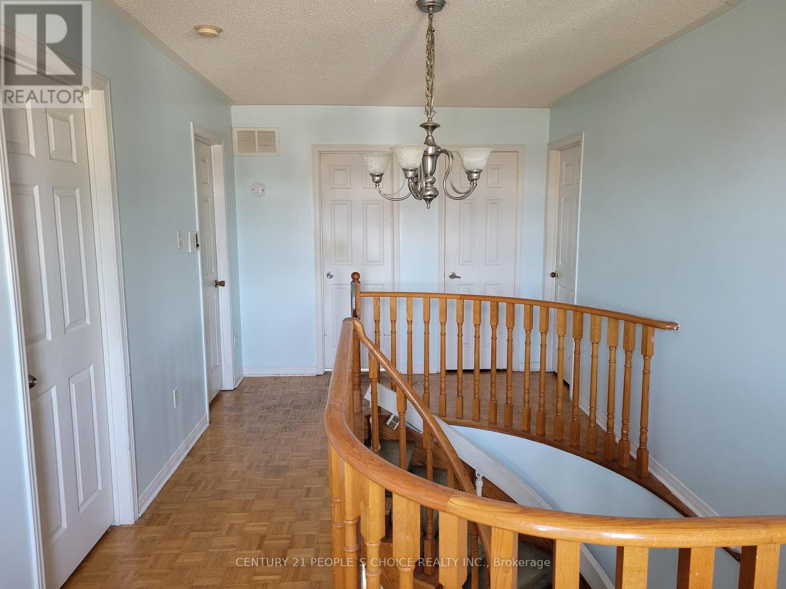 Photo 30 of 164 Cinrickbar Drive, Toronto ON