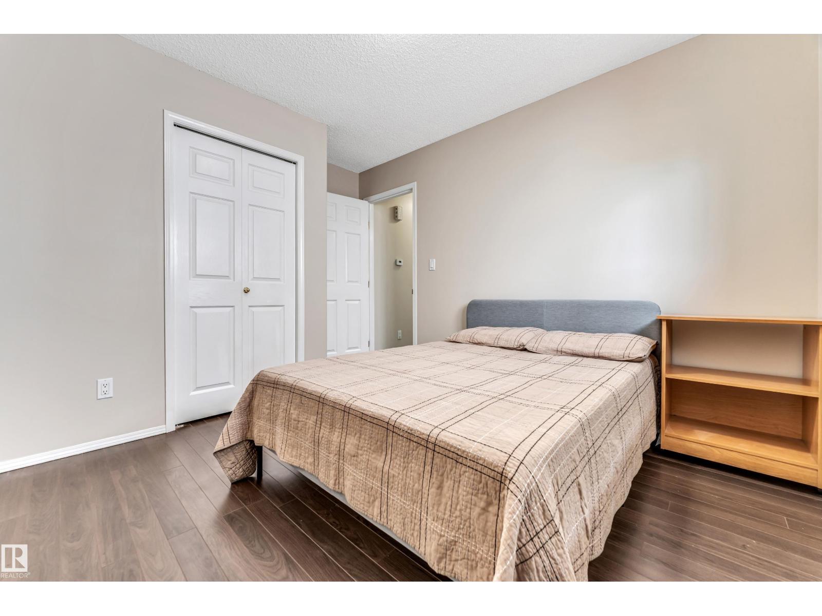 Photo 19 of 3320 27 Av Nw, Edmonton AB