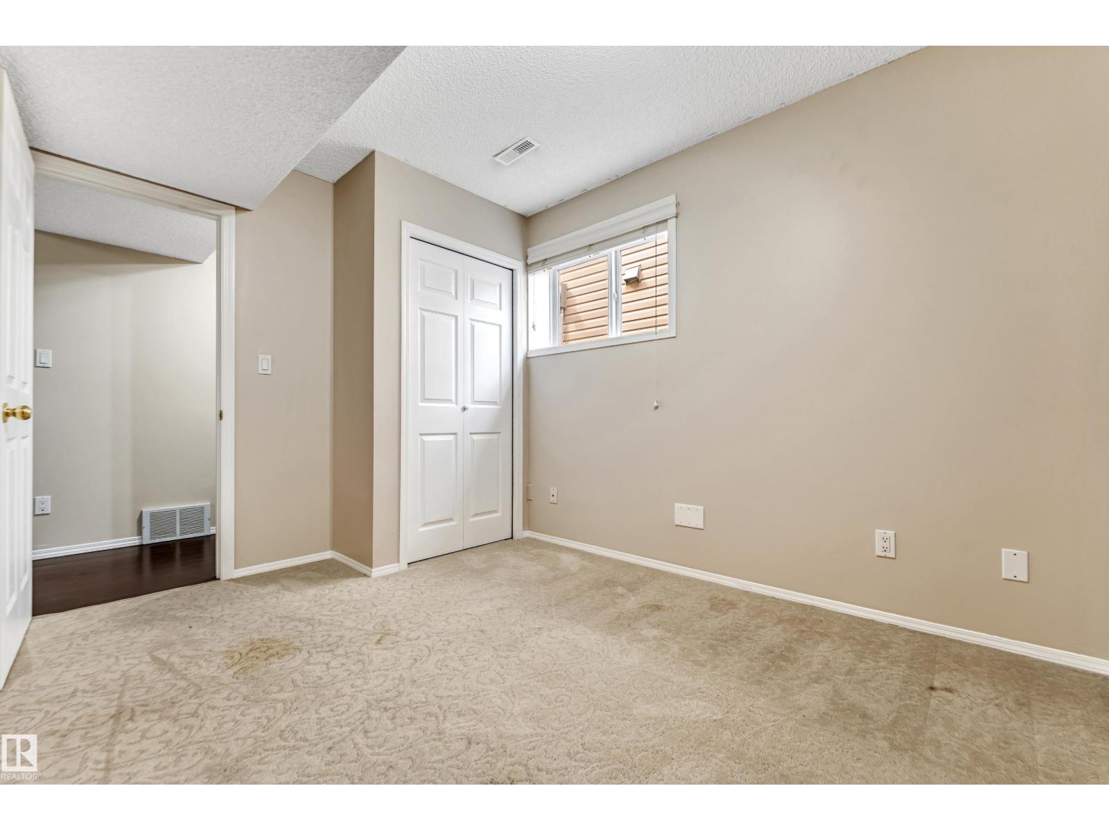 Photo 41 of 3320 27 Av Nw, Edmonton AB