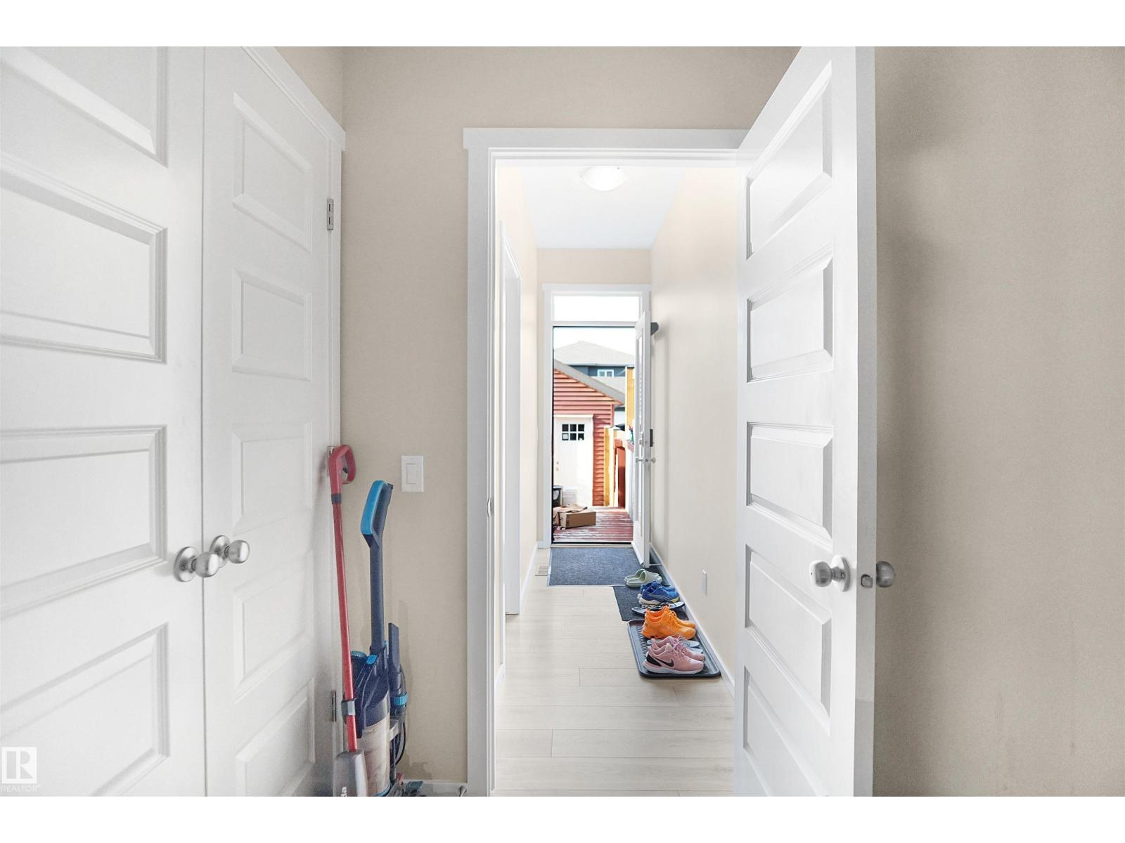 Photo 11 of 2636 Chokecherry Ln Sw Sw, Edmonton AB