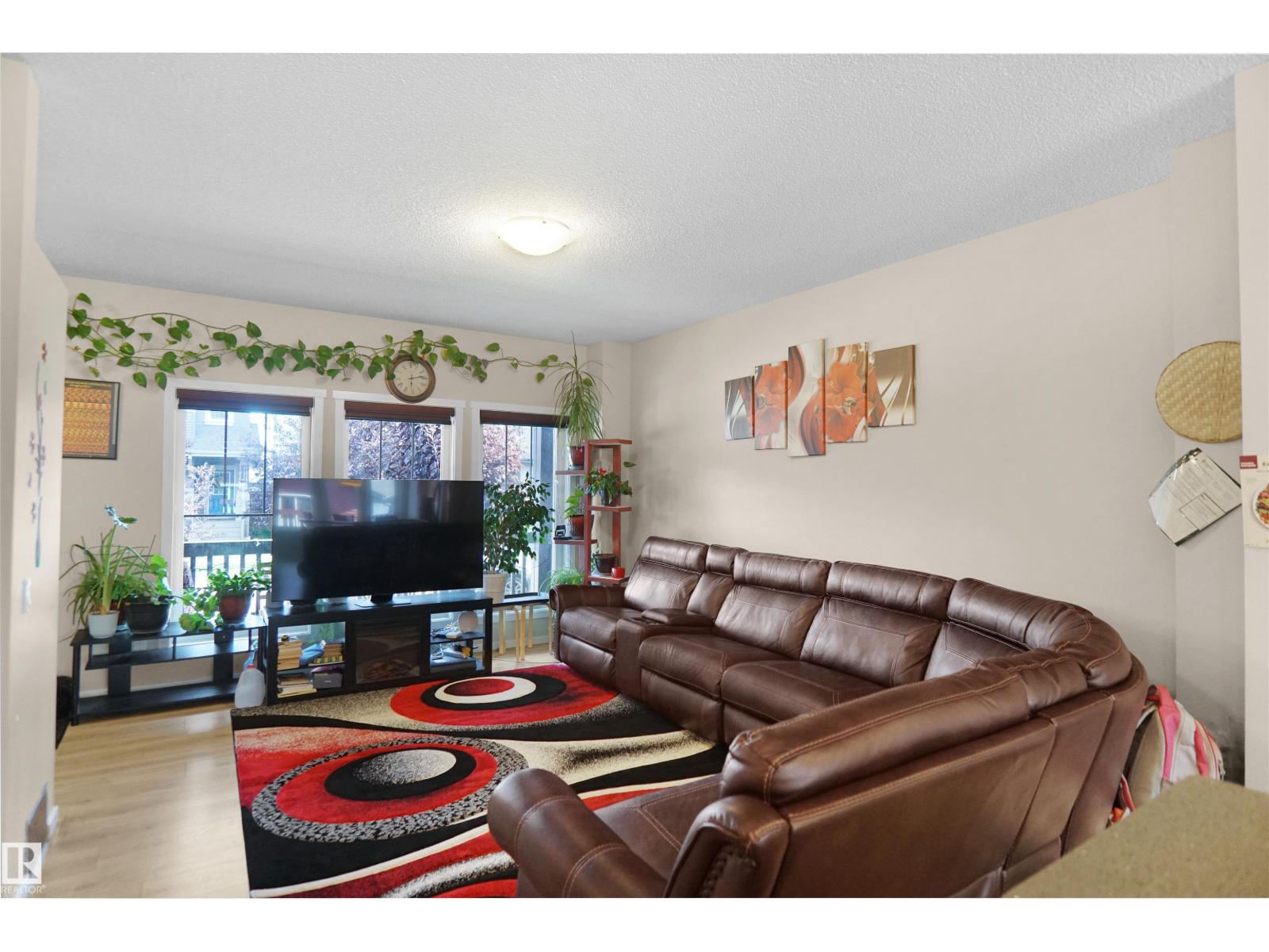 Photo 5 of 2636 Chokecherry Ln Sw Sw, Edmonton AB