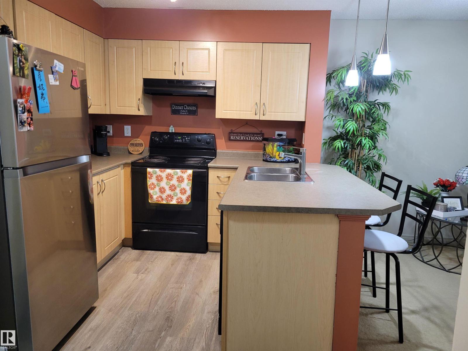 Photo 2 of 105 11449 Ellerslie Rd Sw, Edmonton AB