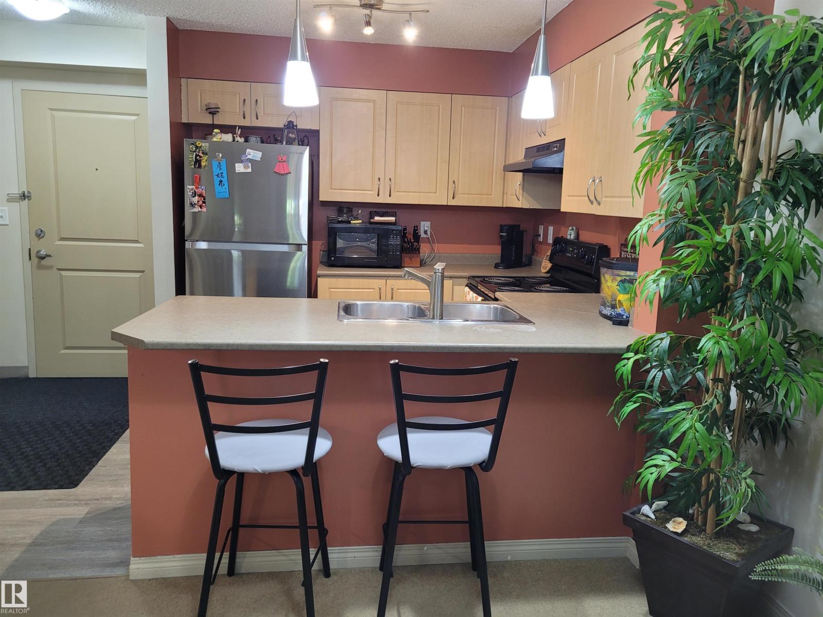 Photo 8 of 105 11449 Ellerslie Rd Sw, Edmonton AB
