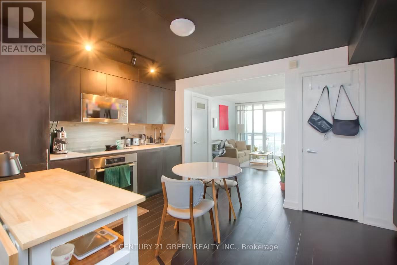 Photo 5 of 2308 15 Iceboat Terrace, Toronto ON