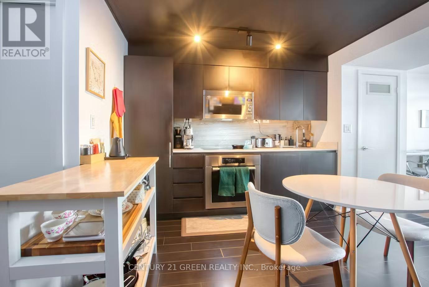 Photo 8 of 2308 15 Iceboat Terrace, Toronto ON