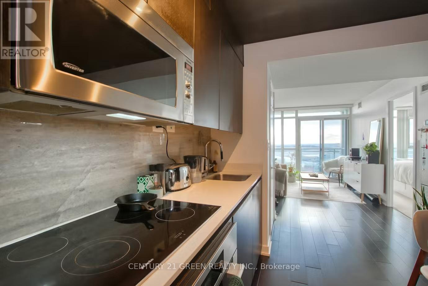 Photo 9 of 2308 15 Iceboat Terrace, Toronto ON