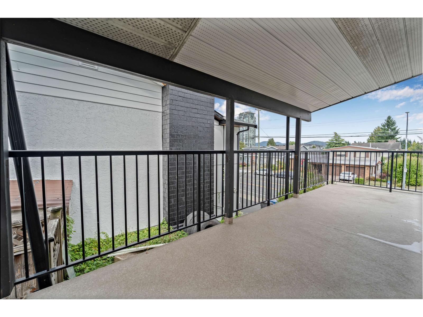 Photo 27 of 2071 Emerson Street, Abbotsford BC