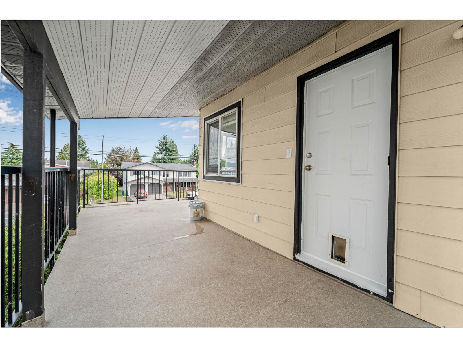 Photo 28 of 2071 Emerson Street, Abbotsford BC