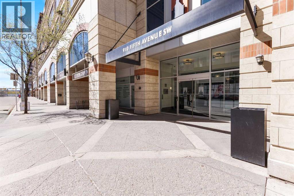 Single Family House for Sale in    Avenue SW Downtown Commercial Core Calgary 