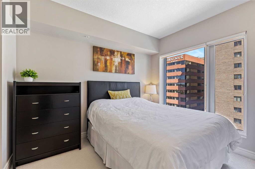Single Family House for Sale in    Avenue SW Downtown Commercial Core Calgary 