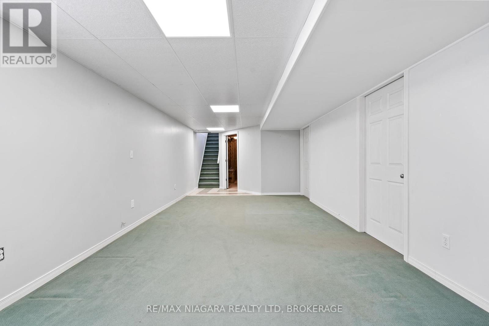 Photo 23 of 23 Portal Drive, Port Colborne ON