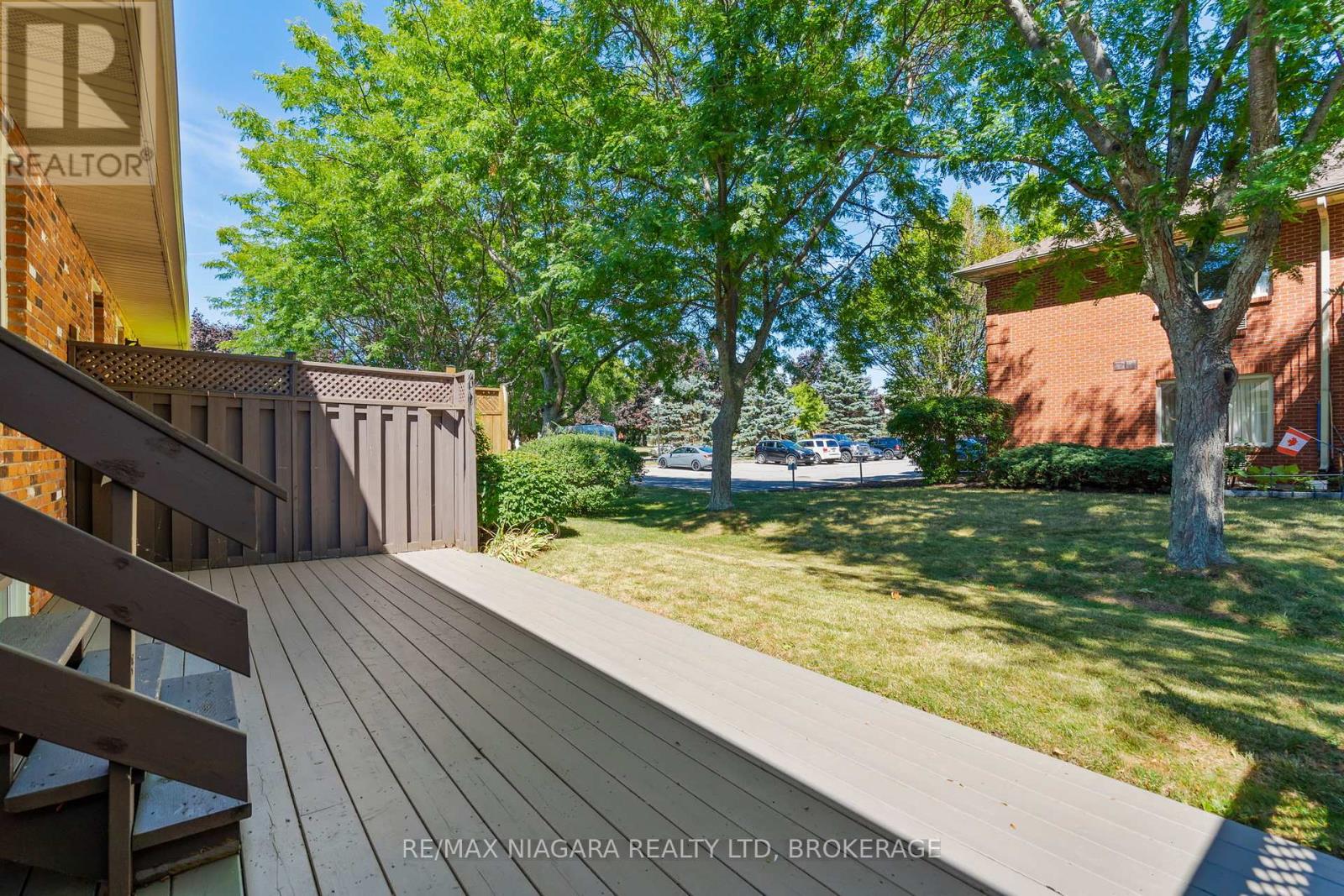 Photo 9 of 23 Portal Drive, Port Colborne ON