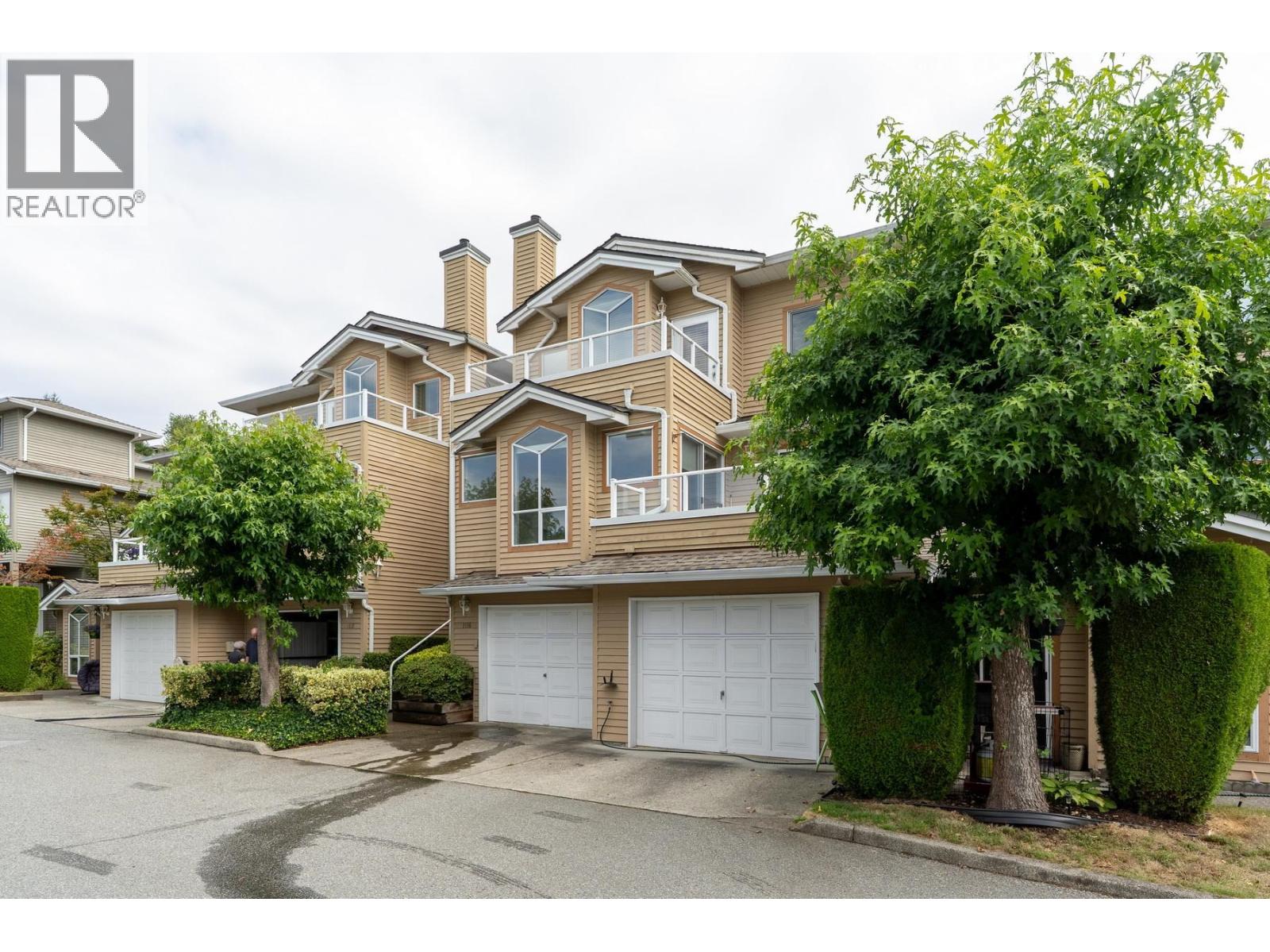 Photo 2 of 1116 Oflaherty Gate, Port Coquitlam BC