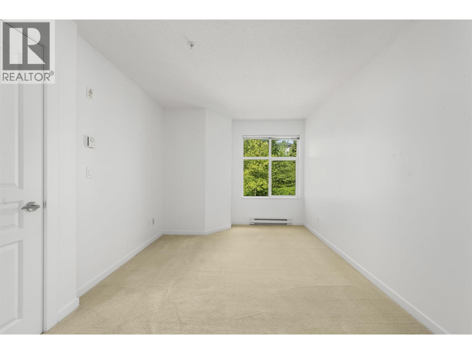 Photo 10 of 309 4768 Brentwood Drive, Burnaby BC