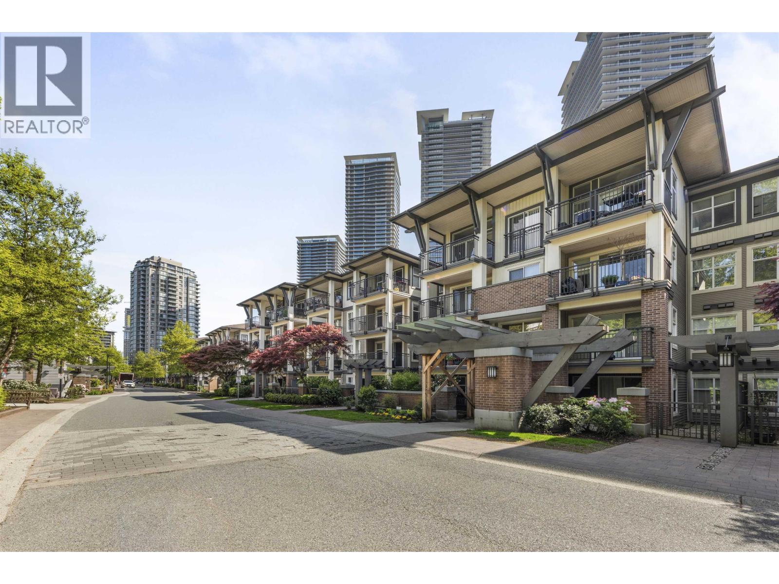 Photo 22 of 309 4768 Brentwood Drive, Burnaby BC