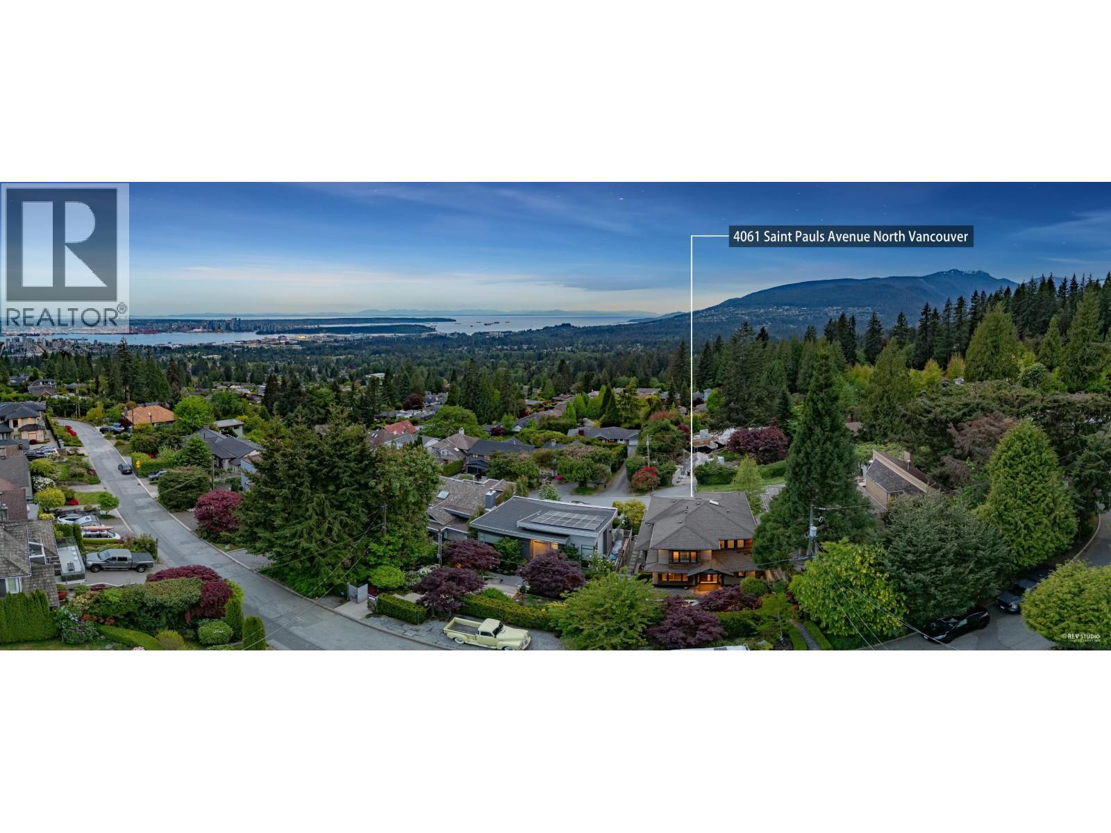 4061 ST. PAULS AVENUE, North Vancouver