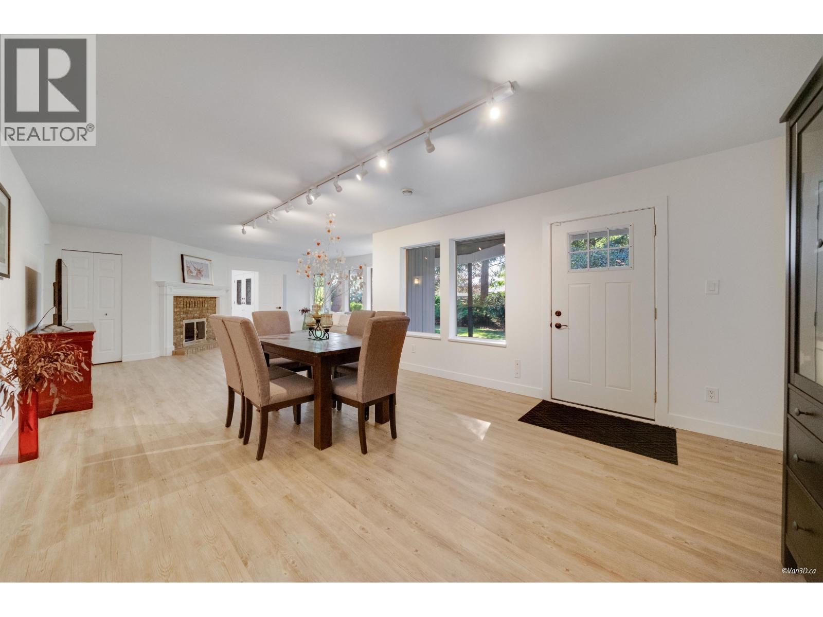 Photo 31 of 8515 Ansell Place, West Vancouver BC