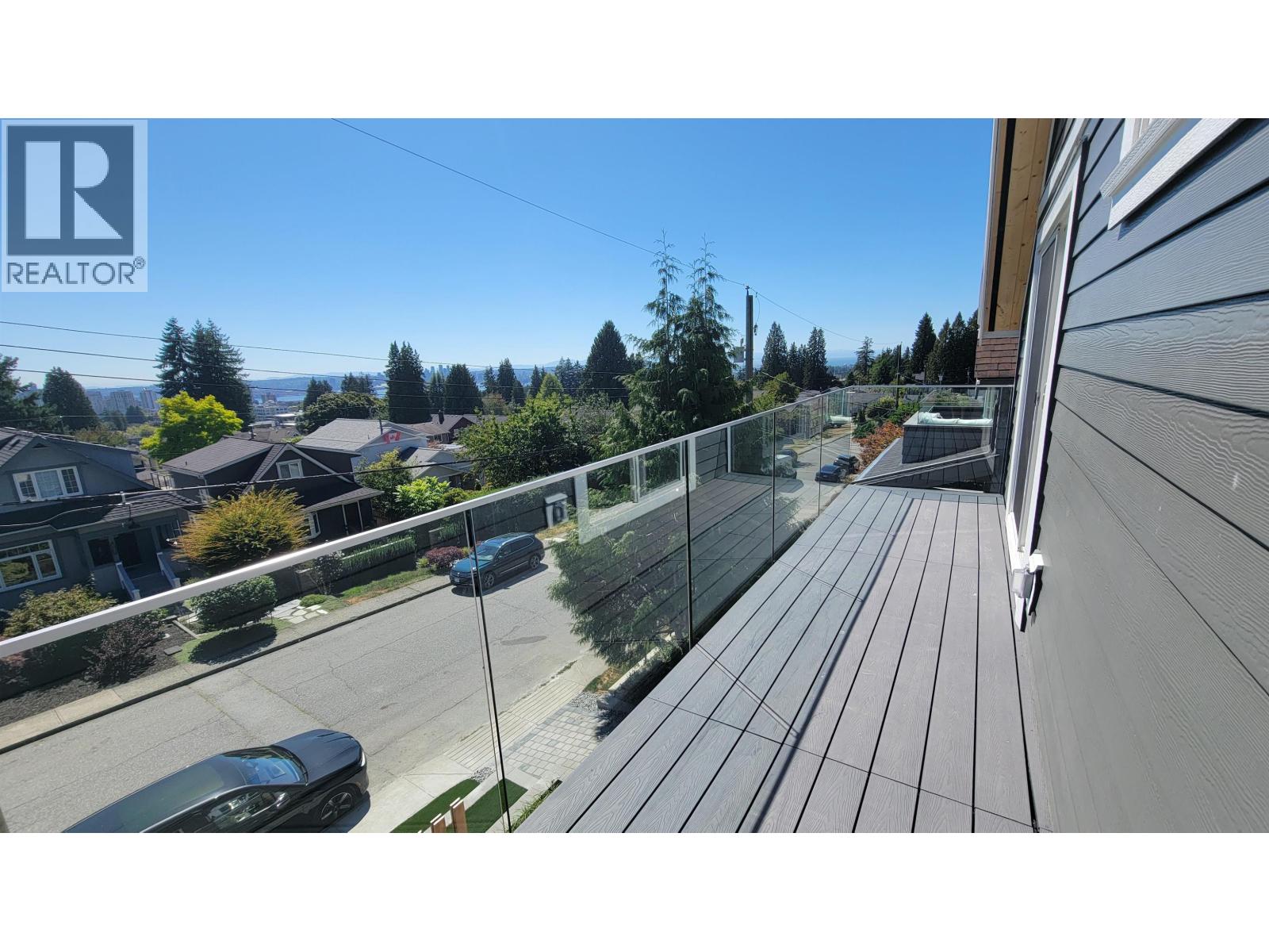 Photo 12 of 238 E 28th Street, North Vancouver BC