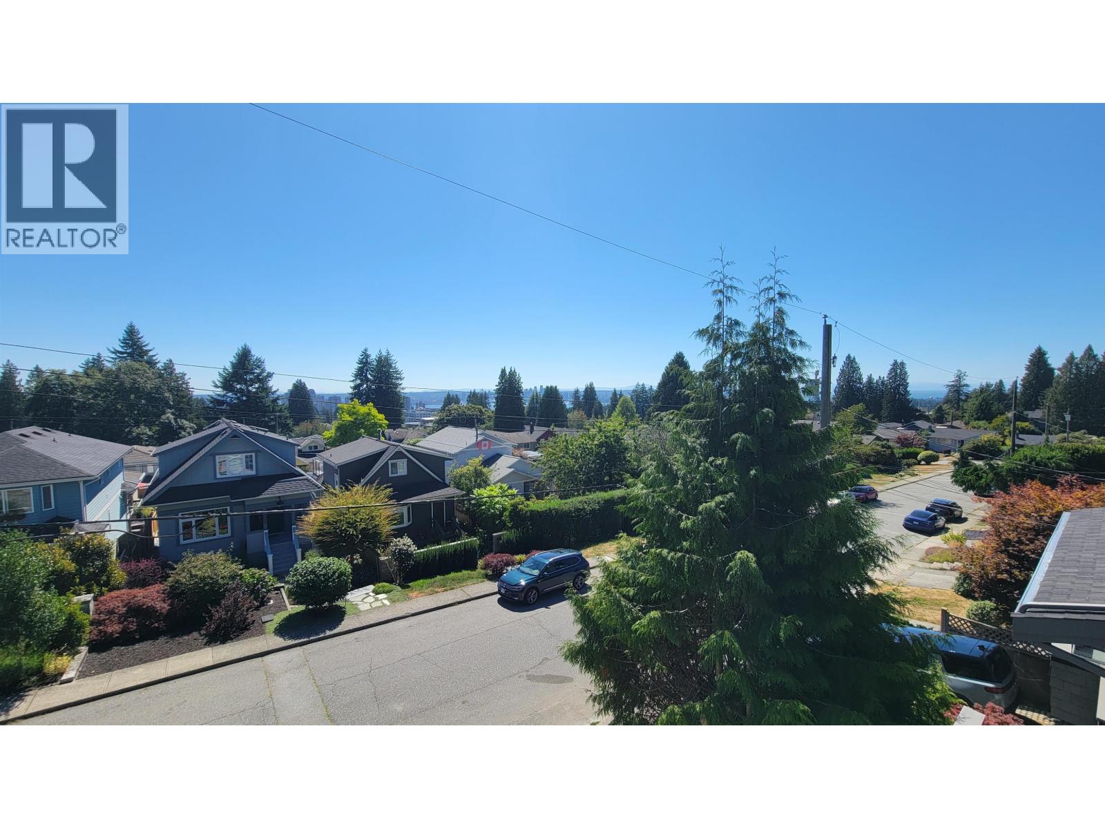 Photo 16 of 238 E 28th Street, North Vancouver BC