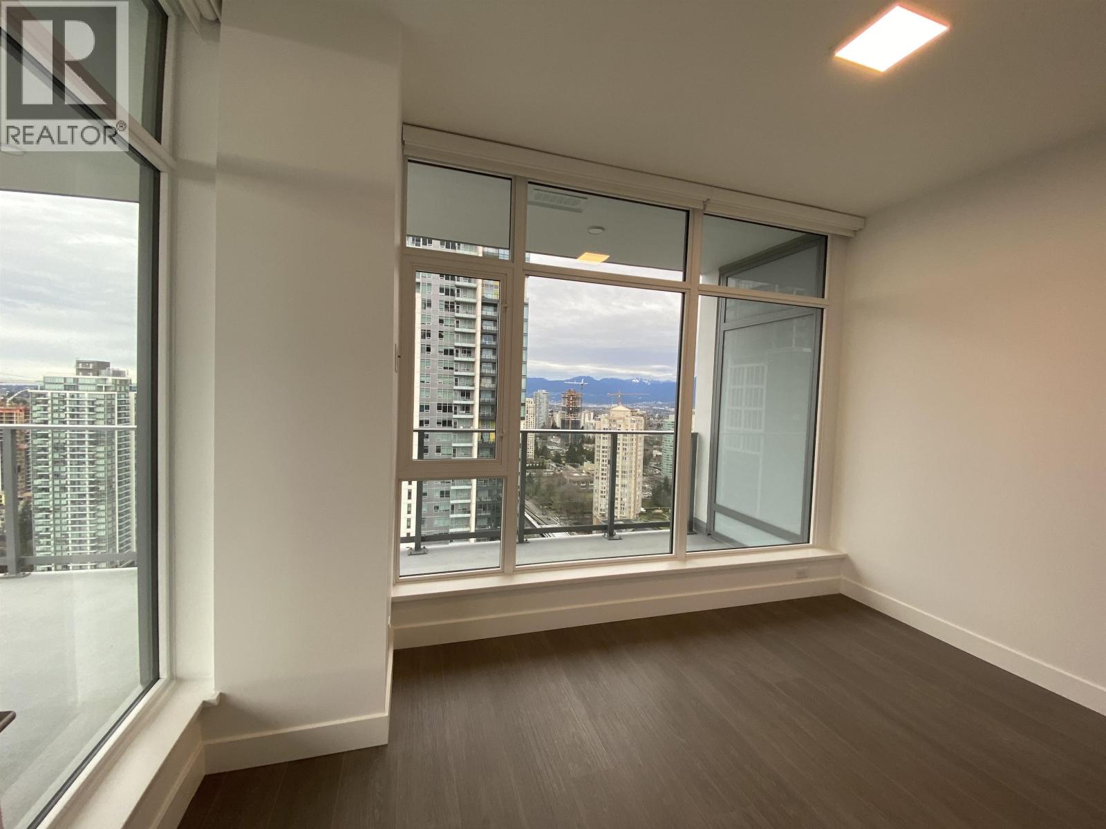 Photo 12 of 2706 6511 Sussex Avenue, Burnaby BC
