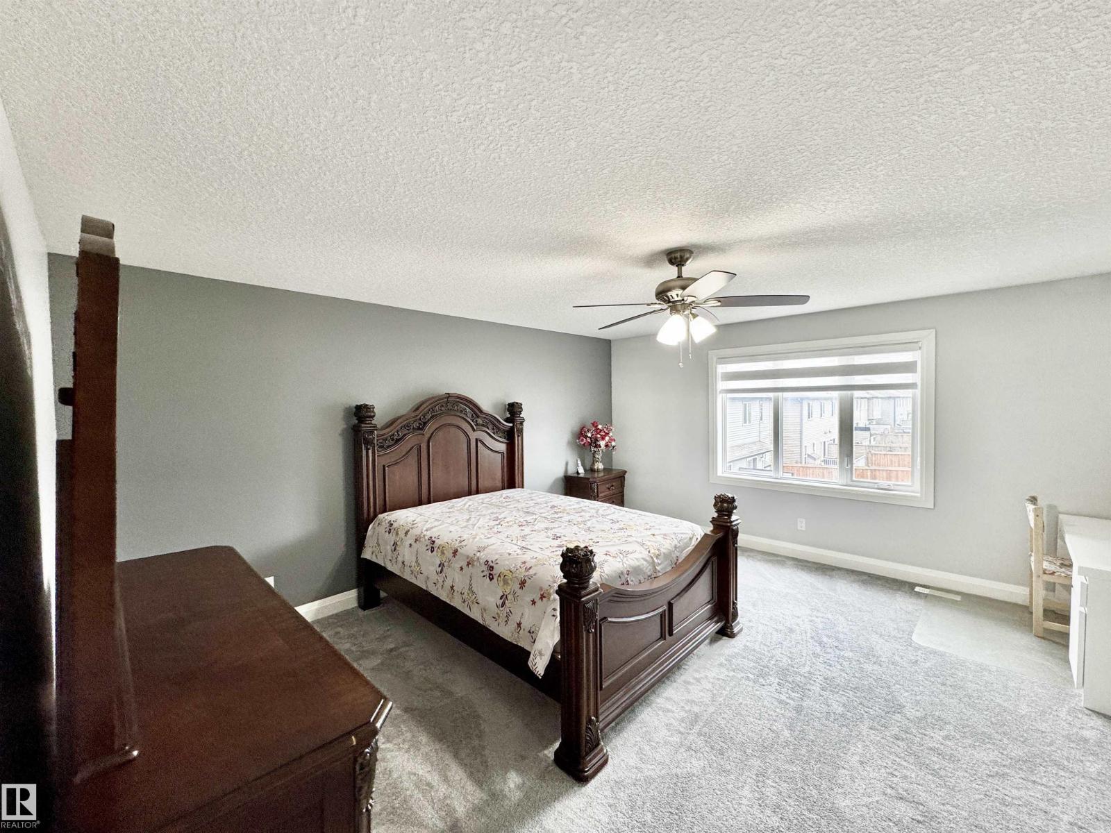 Photo 31 of 2212 22 St Nw, Edmonton AB