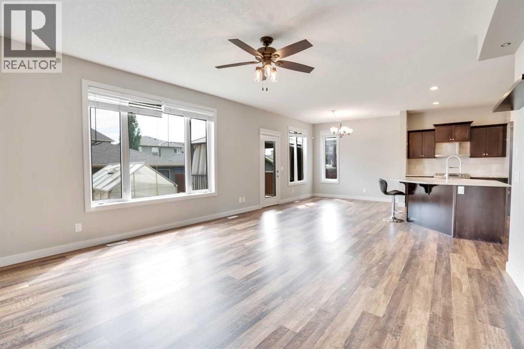 Photo 15 of 347 Evanston Drive Nw, Calgary AB