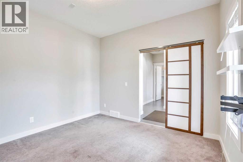 Photo 4 of 347 Evanston Drive Nw, Calgary AB